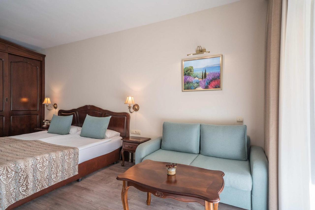 Aquaclub Grifid Hotel Bolero Zlatni pjasătsi Eksteriør bilde